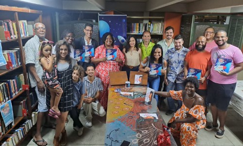 Escritora de Barra Mansa lança livro para inspirar pessoas afrodescendentes